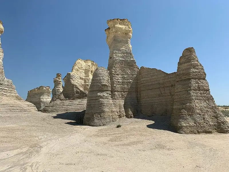 Monument Rocks