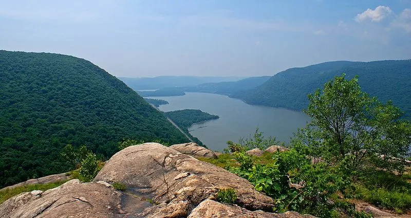 Breakneck Ridge Hiking
