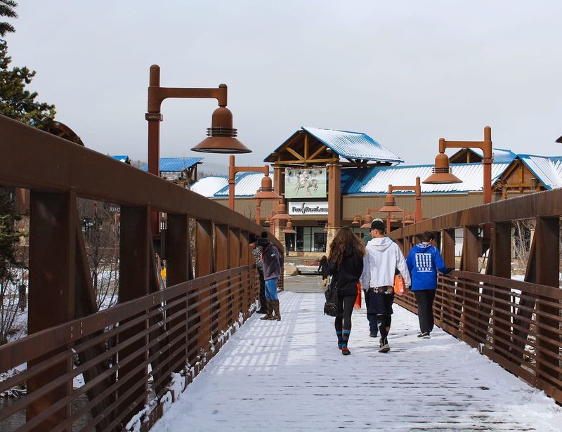 Silverthorne Outlet Center – Silverthorne