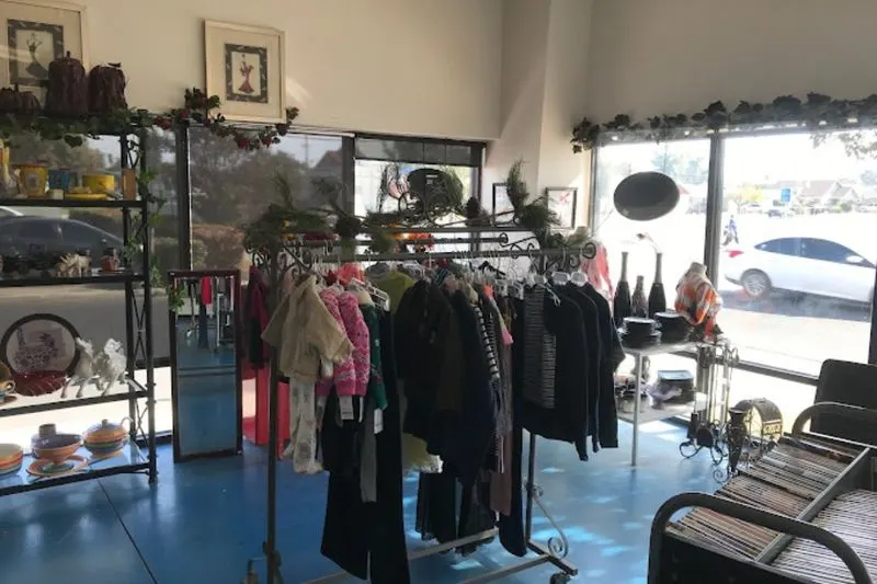 California Thrift - Visalia