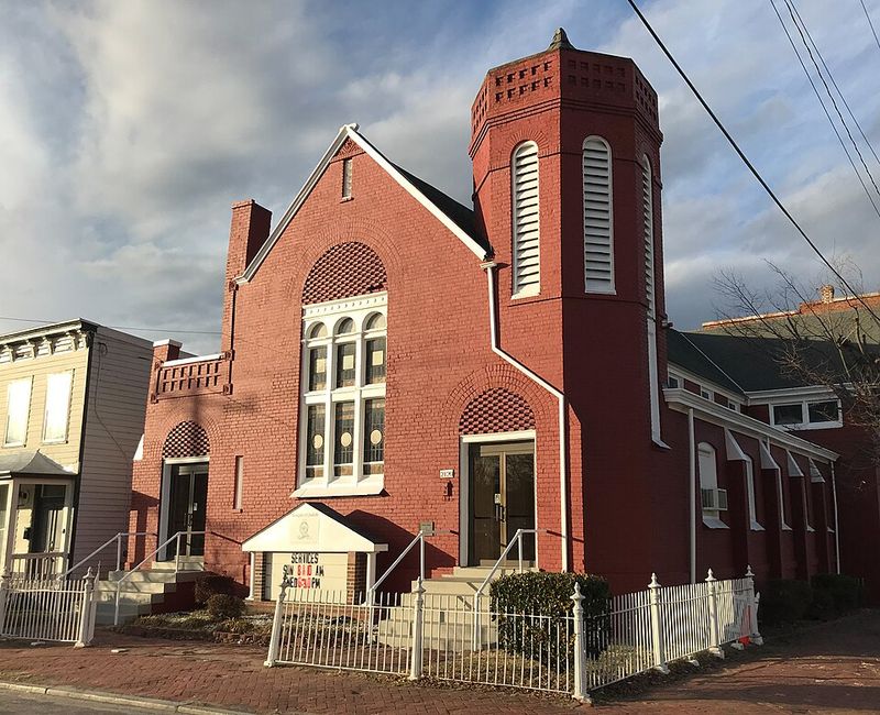 Rockwood — a low-key hub for rail-trail days