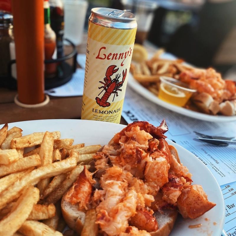 Lenny’s Indian Head Inn — Branford