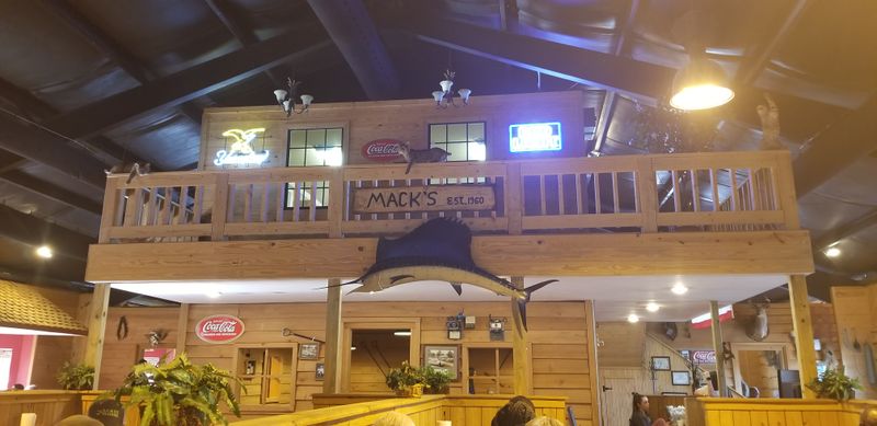 Mack’s On The River — Hattiesburg