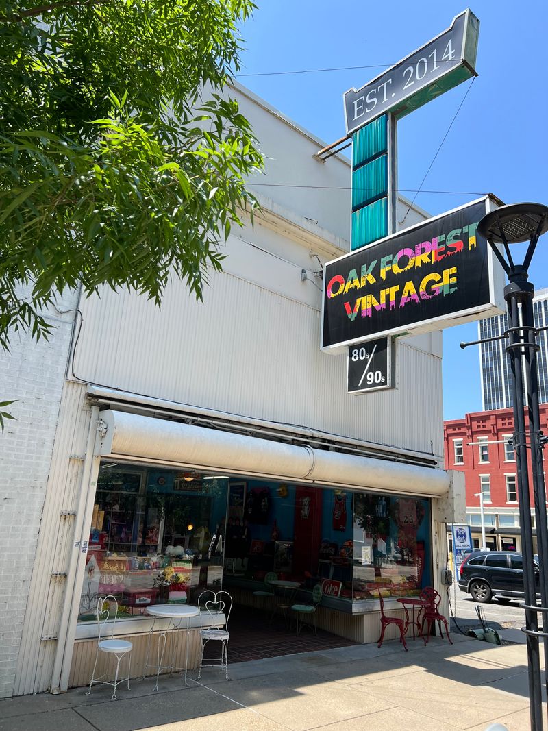 Oak Forest Vintage — Little Rock