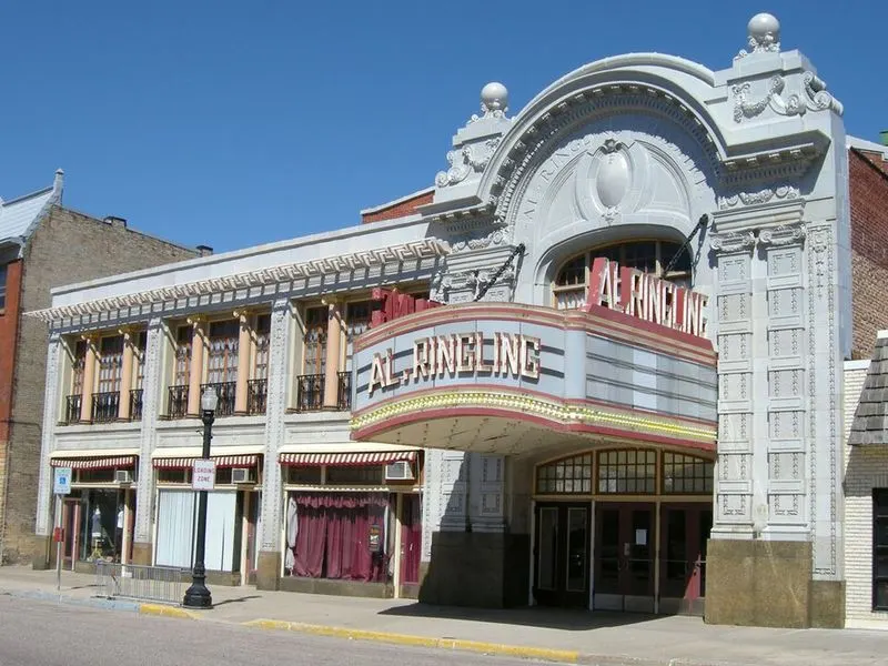 Al. Ringling Theatre