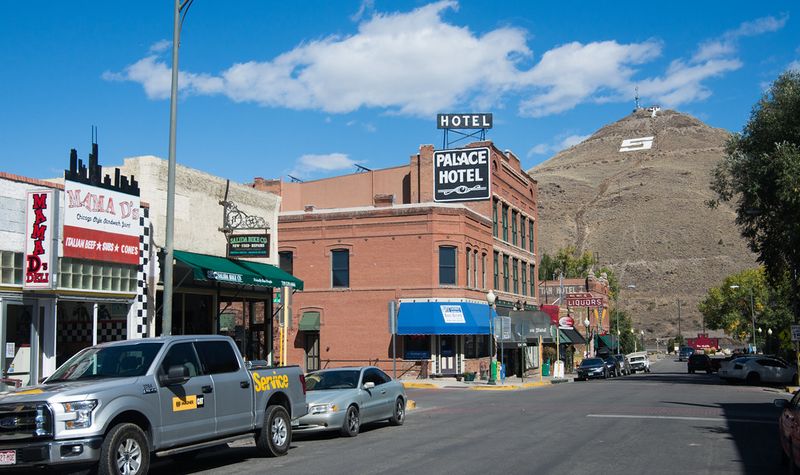 Explore Local Art Galleries