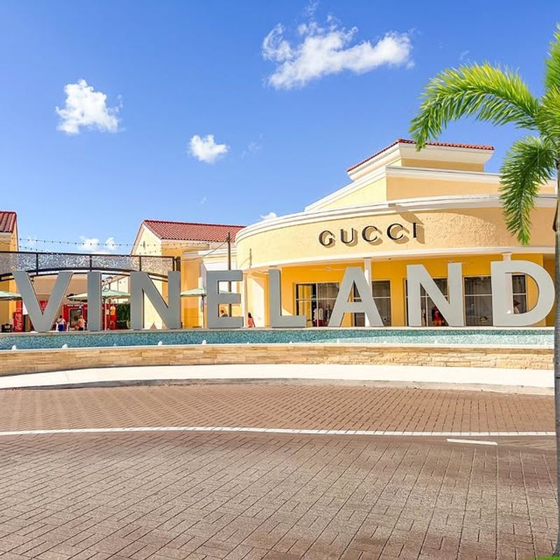 Orlando — Orlando Vineland Premium Outlets