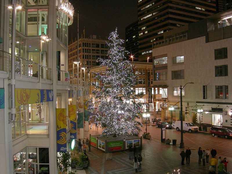 Visit Santa at Westlake Center