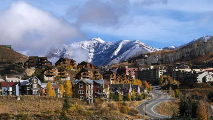 Families choose 10 Colorado San Juan Mountain towns where every corner looks like a movie set