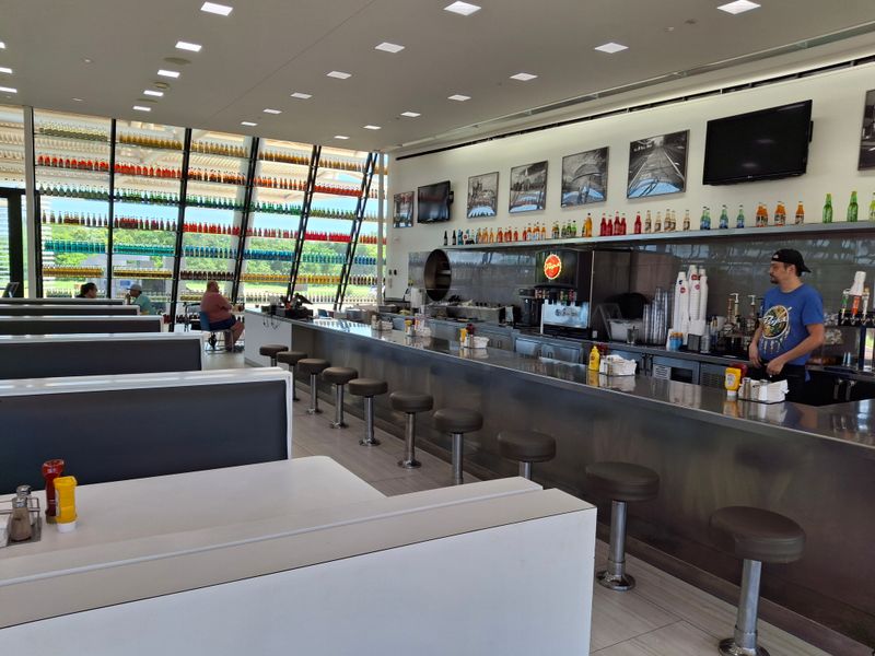 POPS 66 Soda Ranch (Arcadia) — Route 66