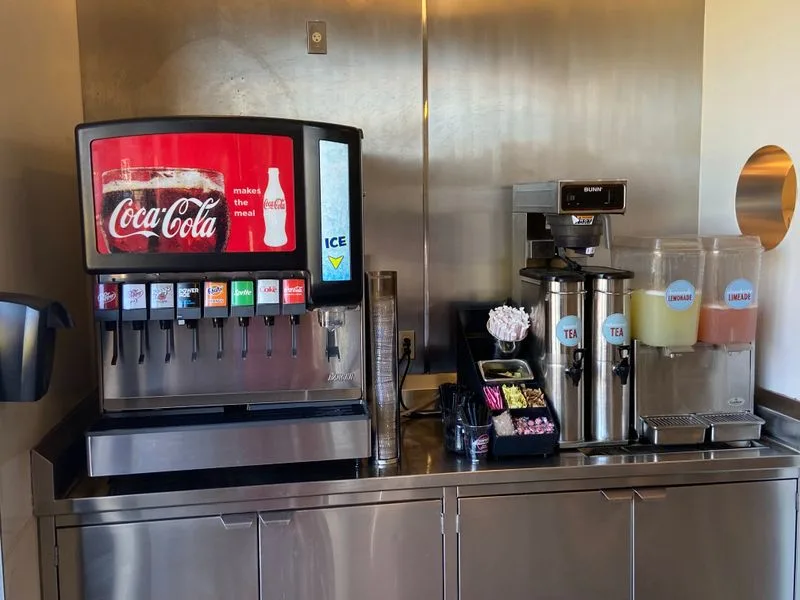 Shakes and fresh lemonade