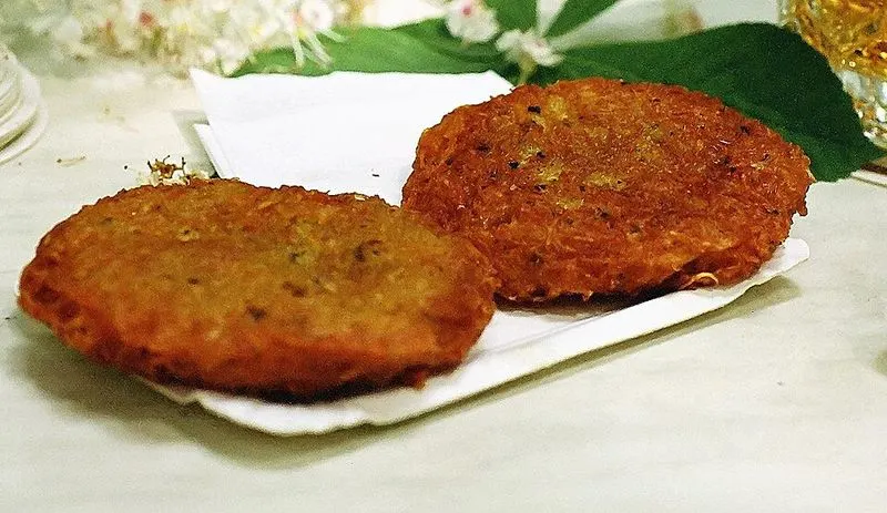 Kartoffelpuffer / Reibekuchen (potato pancakes)