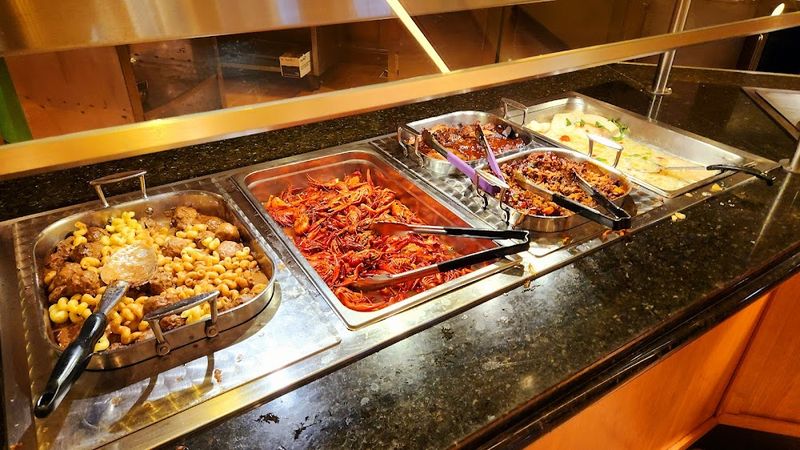 Falls Buffet - Snoqualmie