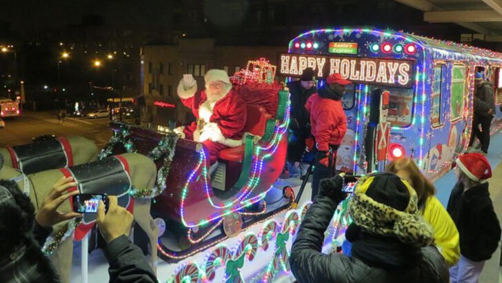 Holiday Season in Chicago: 14 Things Kids Look Forward To