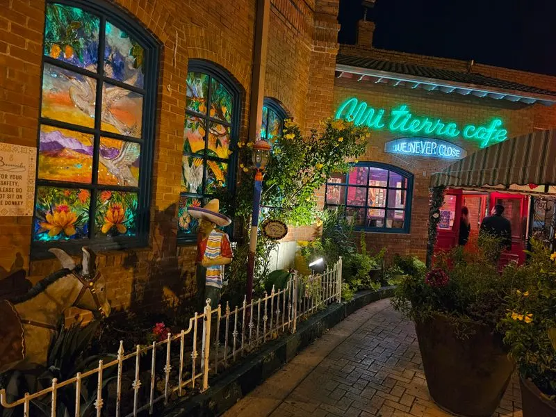 Breakfast Plates Worth Setting an Alarm For