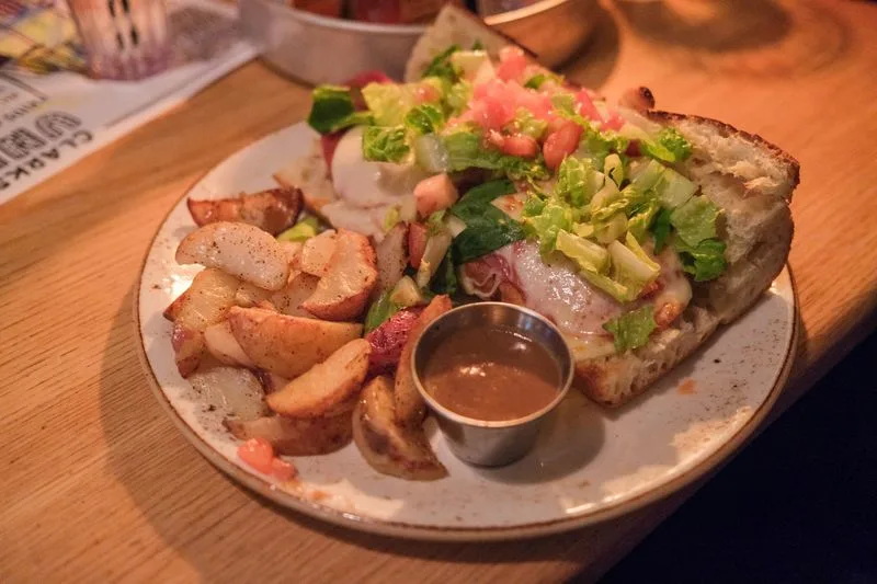 Service, Pace, and What to Expect