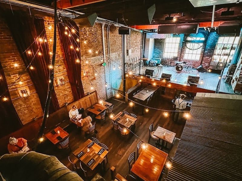 GRAYS on Main—Franklin