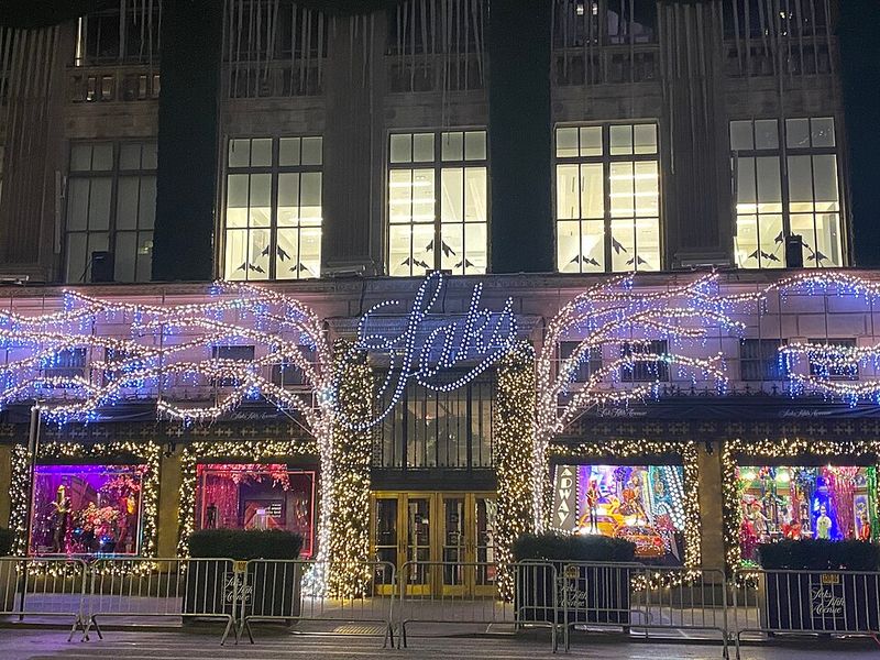 See the Holiday Windows Along Fifth Avenue