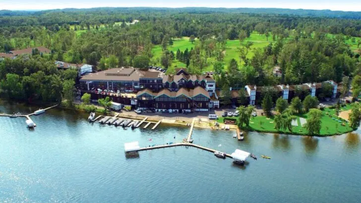 If You Miss the Simplicity of Family Reunions, These 8 Midwest Resorts Still Feel That Way