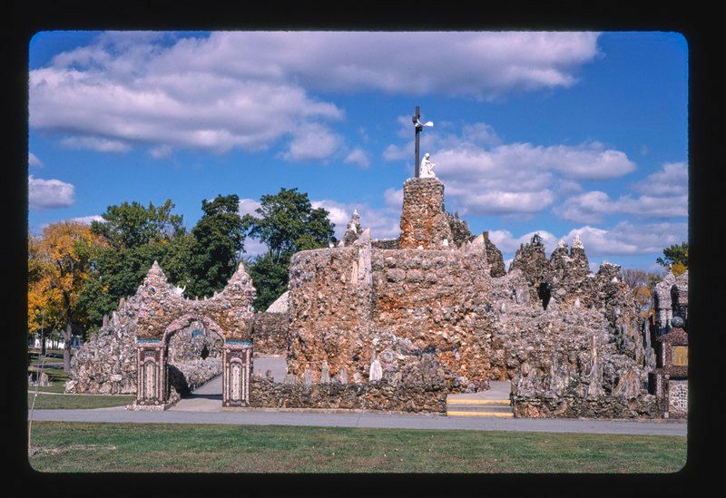 Iowa – The Grotto of the Redemption, West Bend