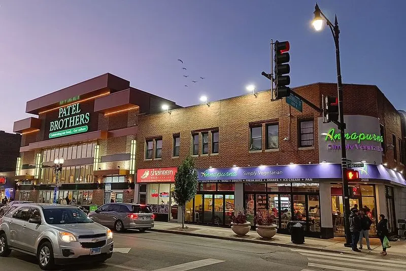 Devon Avenue, Chicago, Illinois