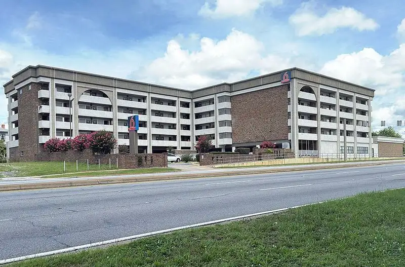 Architectural and Urban Character: Brick-Lined Streets and Mill Heritage