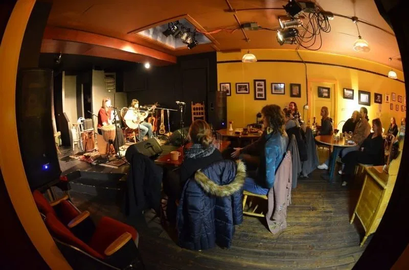 The Black Dog Arts Cafe