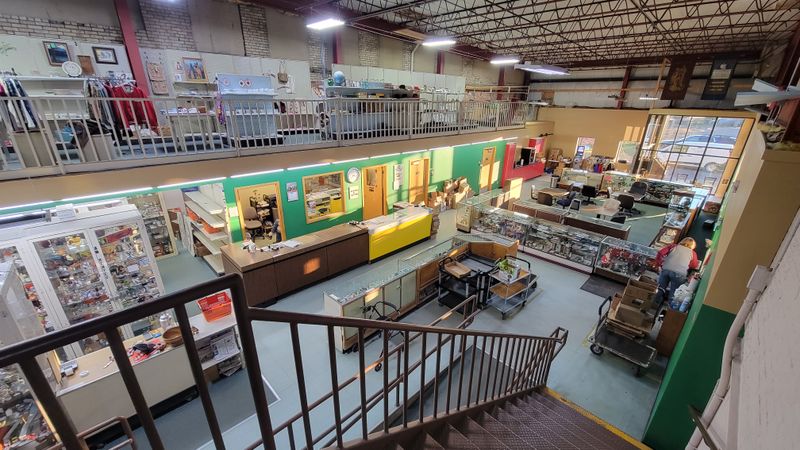 Columbus Antique Mall — Columbus