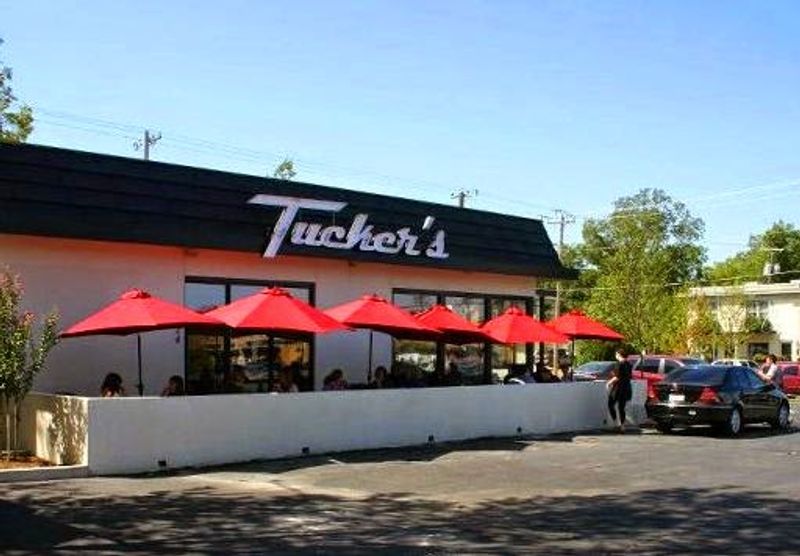 Tucker’s Onion Burgers — Oklahoma City