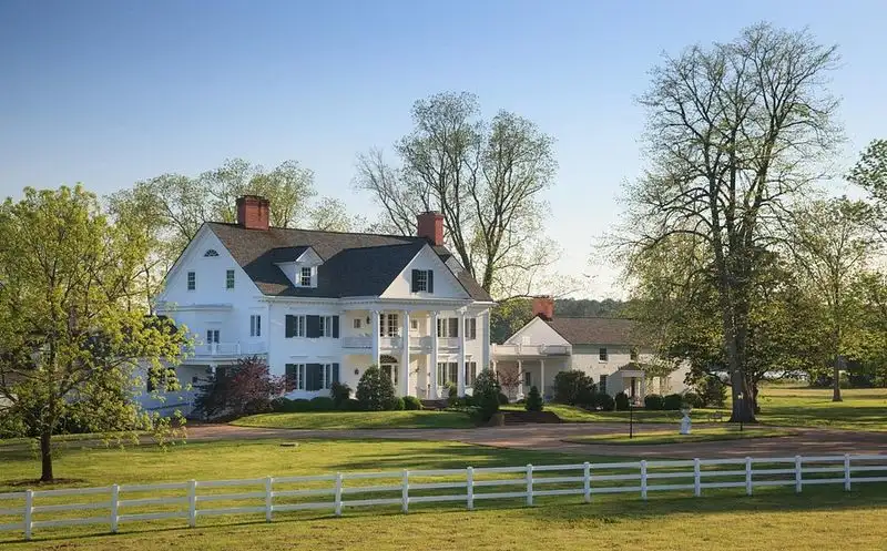 The Inn at Warner Hall