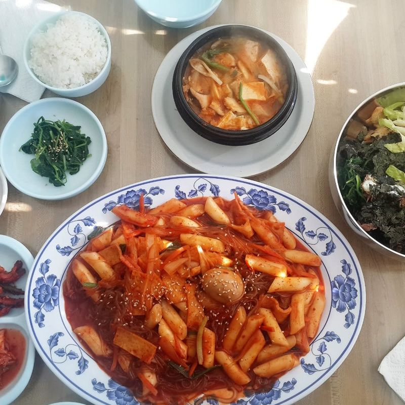 A-Ri-Rang Oriental Market