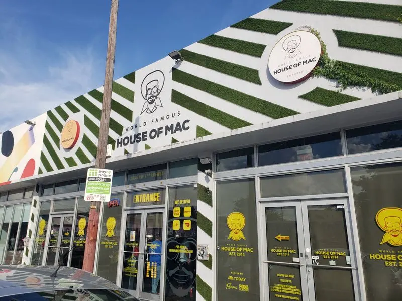 World Famous House of Mac