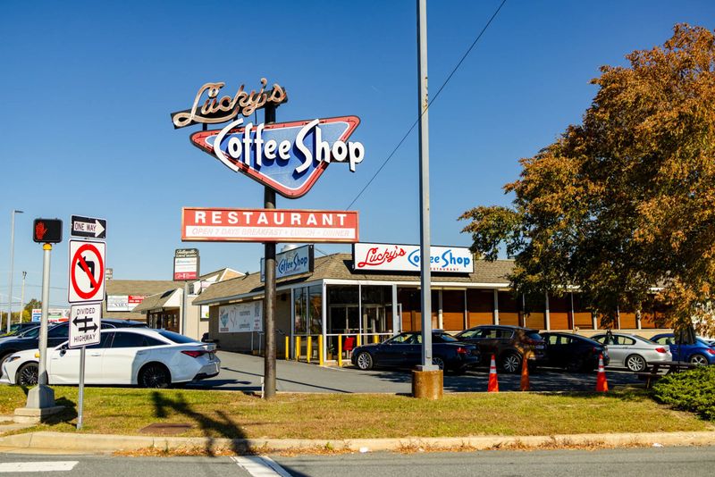Lucky’s Coffee Shop & Restaurant