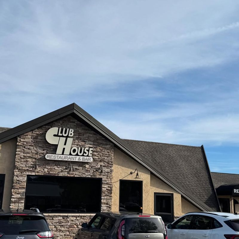 Clubhouse Restaurant + Bar — Parma Heights