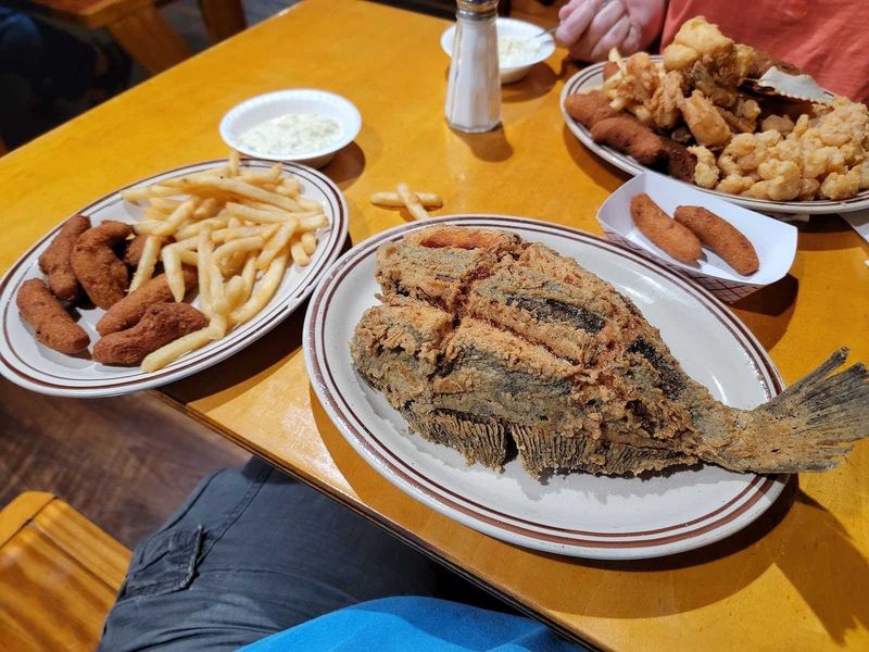 Riverside Fish House