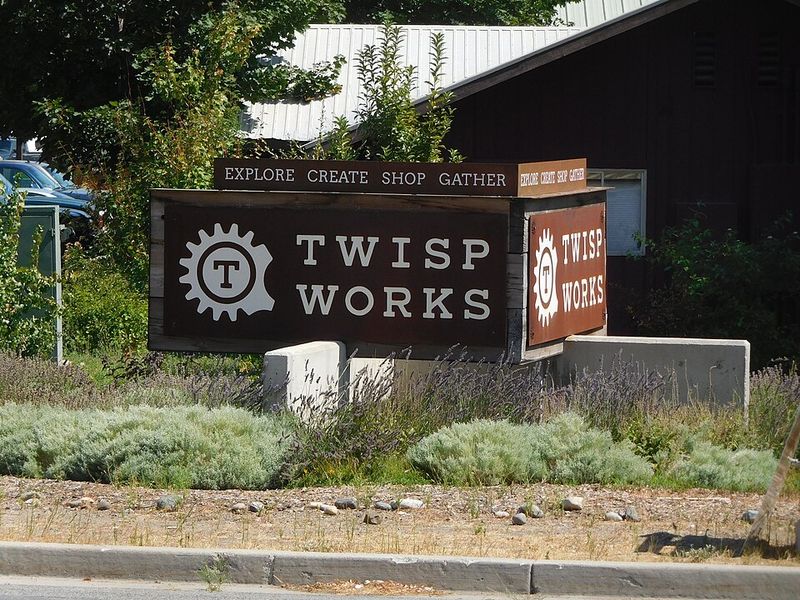 Twisp, Washington — Small-town arts and Methow Valley access