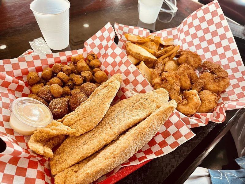 Nad's Chicken & Seafood – Tempe