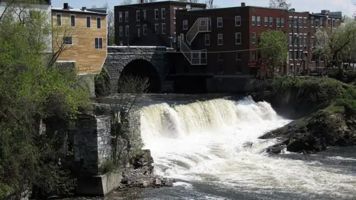 Maple Groves, Misty Trails, and Mountain Inns Define This Underrated Vermont Escape