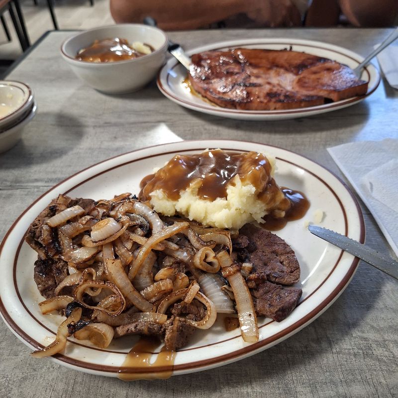 Grandma Jo’s Polkadot Cafe — Moundsville