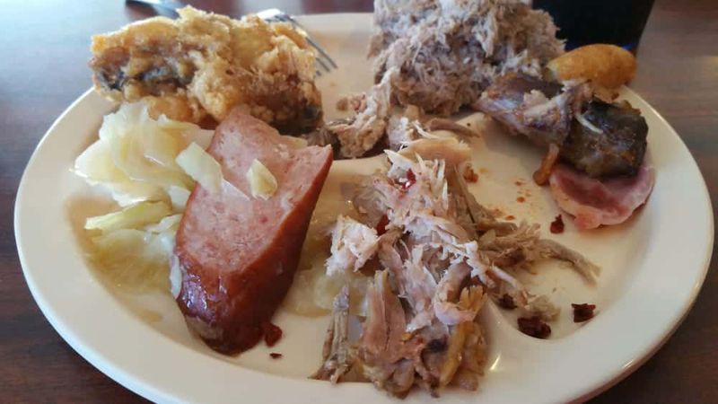 Ralph’s Barbecue — Weldon