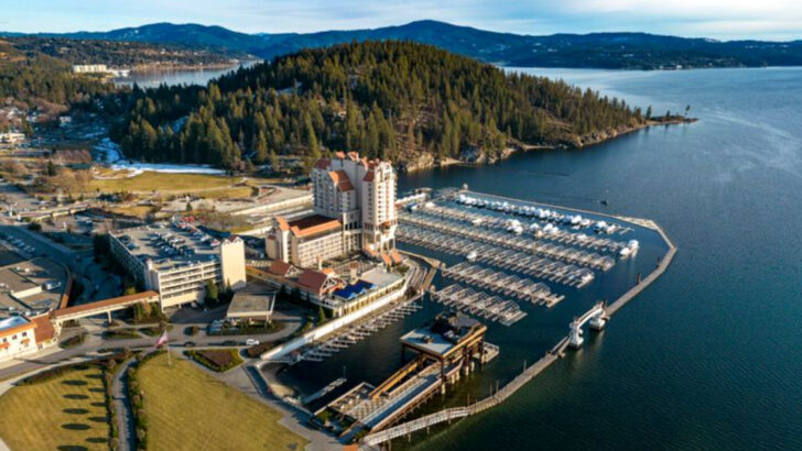 Millennial travelers are helping these 15 winter lake towns shed their off-season reputation