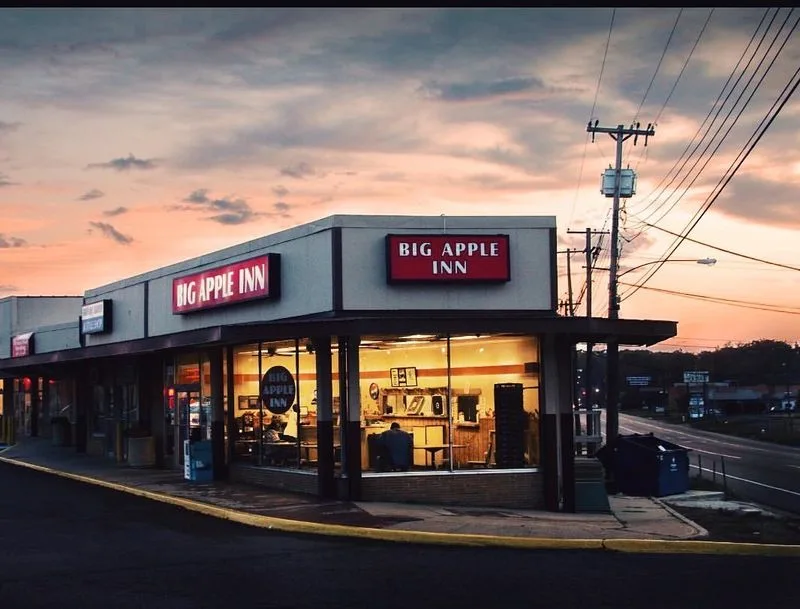 Big Apple Inn