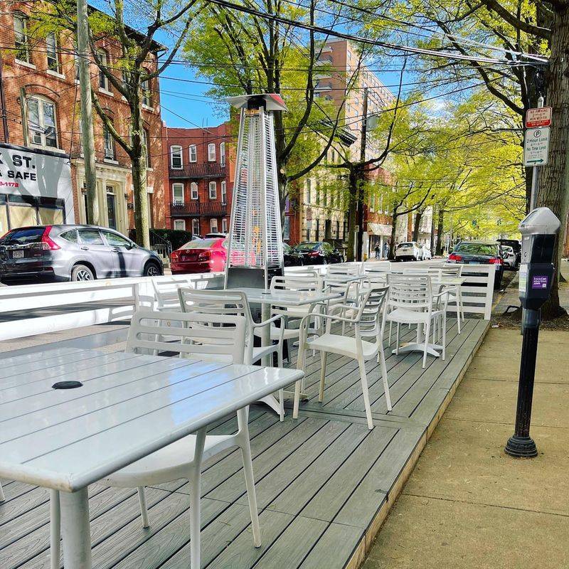 Barracuda Bistro & Bar (New Haven, CT)