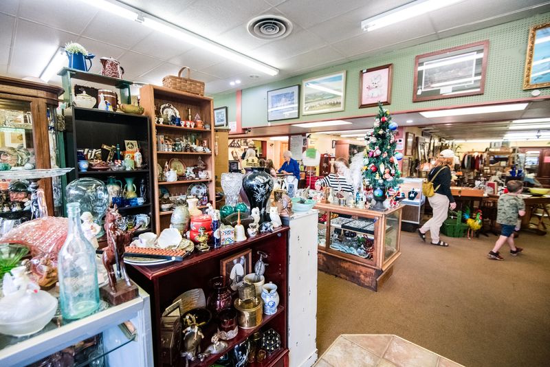 Golden Girls Antique Mall — Helena, MT