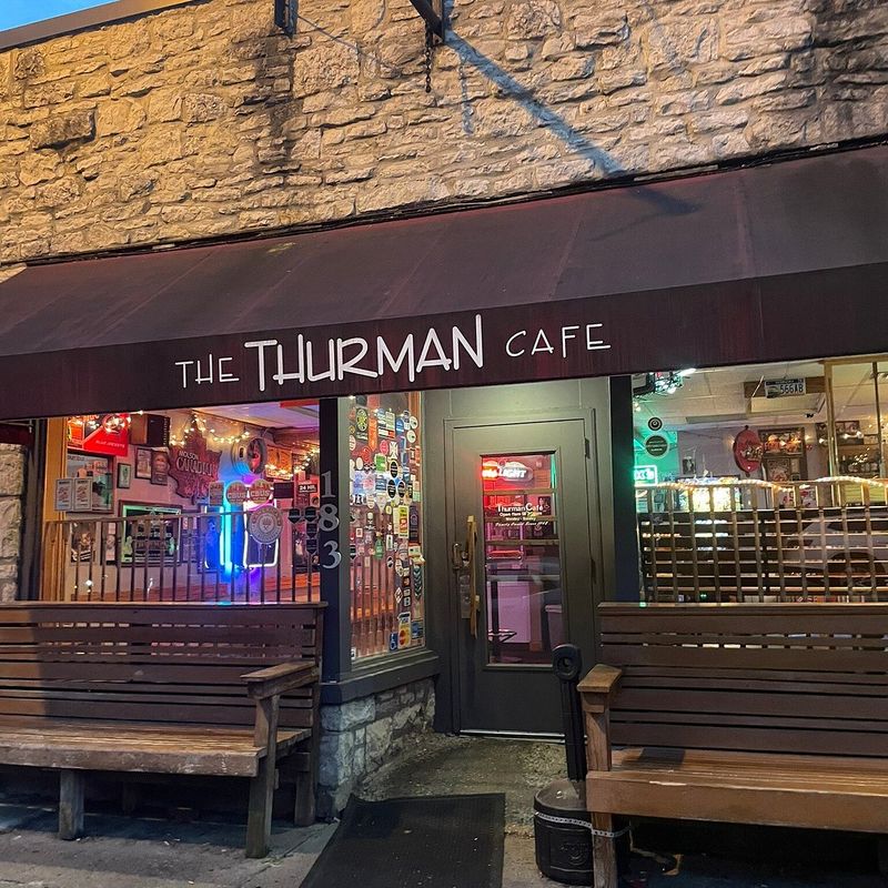 Service Style and Hospitality Highlights