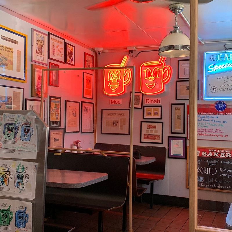 Red Arrow Diner — Manchester, NH