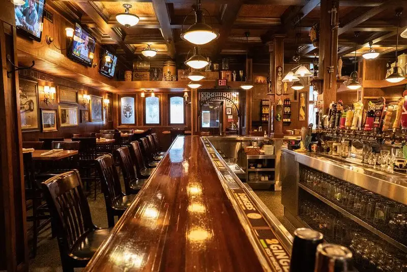 Aristocrat Pub & Restaurant — Indianapolis, IN