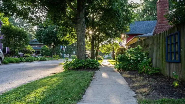 North of Indianapolis and tucked beside rolling woodlands is a small town with enough cafés and parks for a peaceful weekend