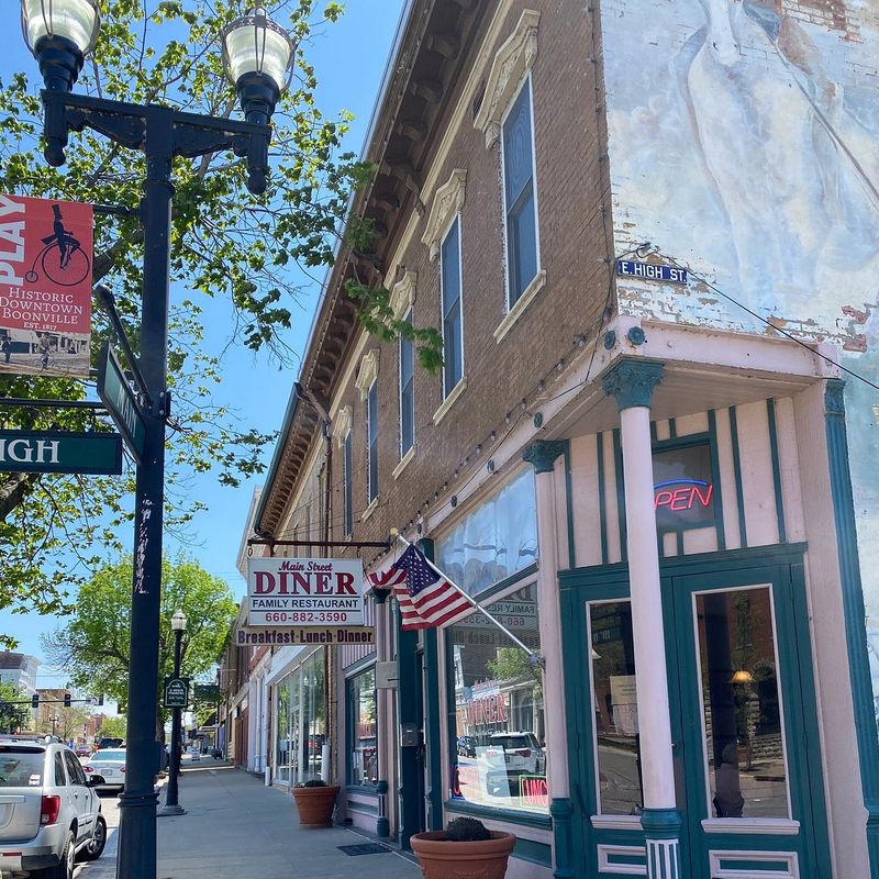 Main Street Diner - Boonville