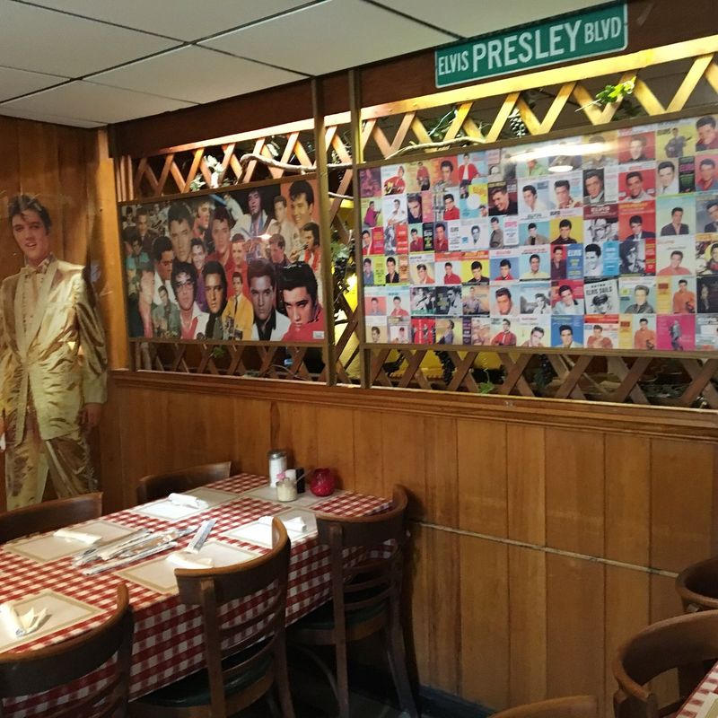 Coletta’s Italian Restaurant — Memphis